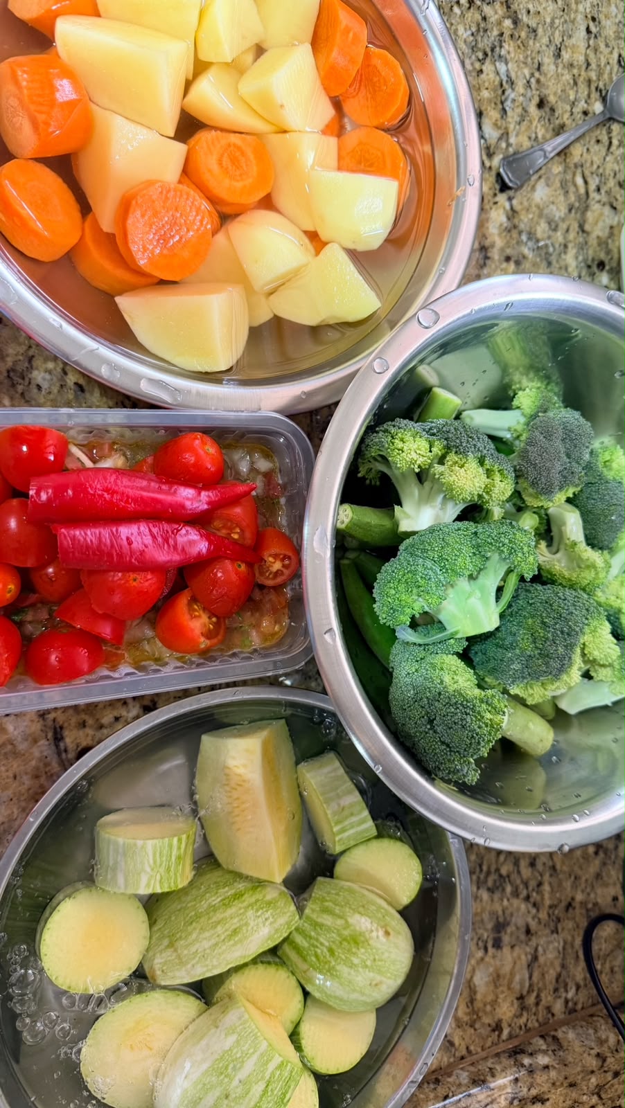 Alimentos em preparo